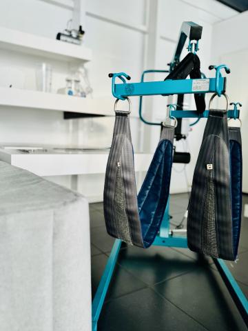 Lift verplaatsen overledenen Hesselmans uitvaartbenodigdheden