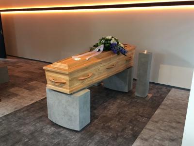 opbaarmeubel HPL uitvaartcentrum Nijkerk
