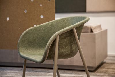 Interieur uitvaartcentrum meubels