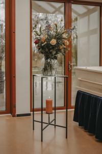 Bloementafel aluminium opbaarruimte