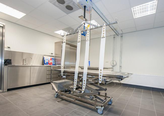 Plafondlift verplaatsbaar uitvaartcentrum